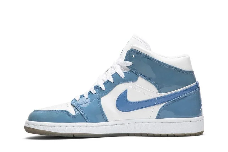 Krossovki-Air-Jordan-1-Retro-UNC-Patent-2