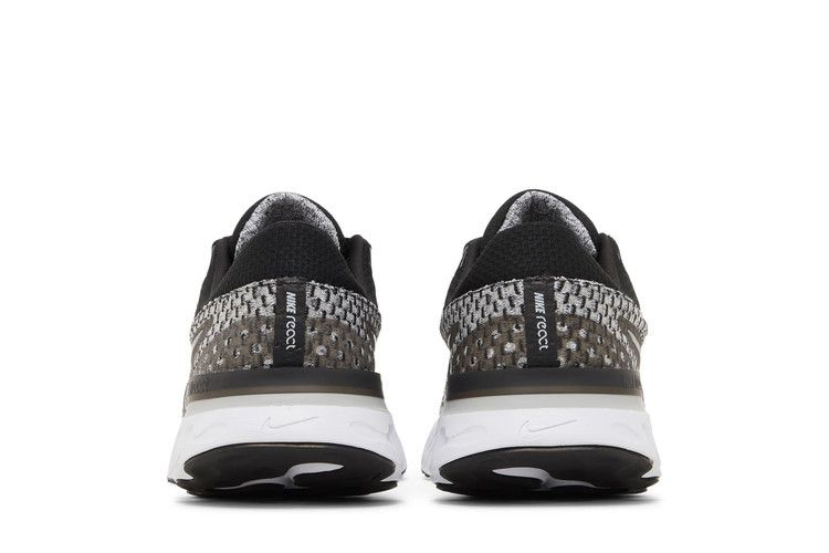 Кроссовки Nike React Infinity Run Flyknit 3 'Black Grey Fog'