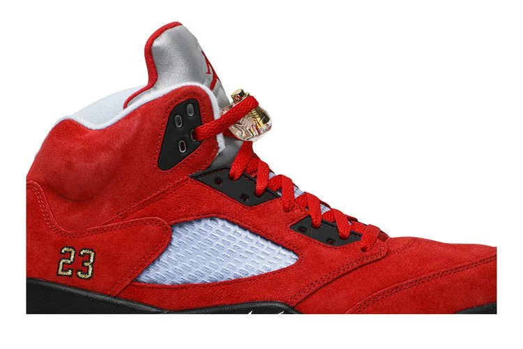 Krossovki-Trophy-Room-x-Air-Jordan-5-Retro-Friends-Family-1