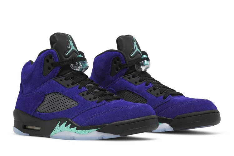 Krossovki-Air-Jordan-5-Retro-Alternate-Grape-7