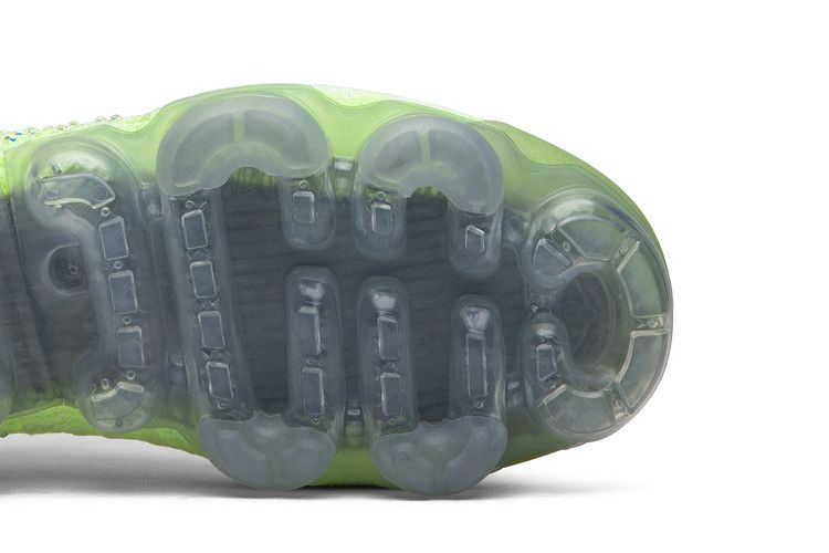 swarovski-x-wmns-air-vapormax-2-0-flyknit-volt-at5673-700_04