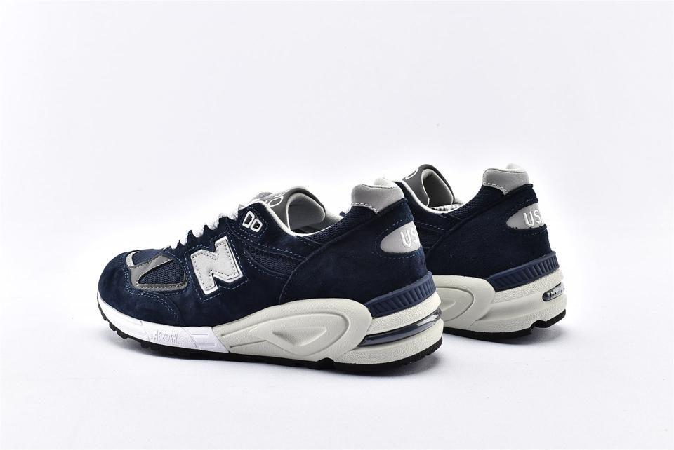 New-Balance-990-V2-Kith-Navy-9