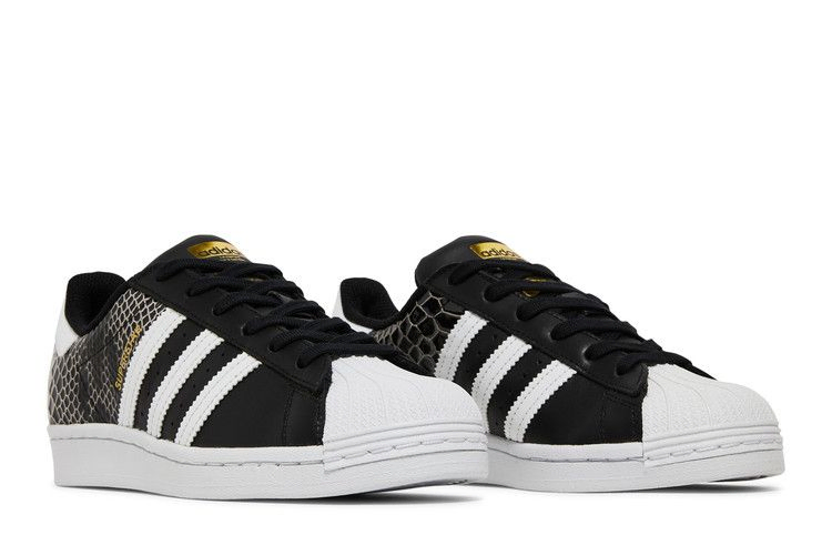 wmns-superstar-black-snakeskin-fv3327_07