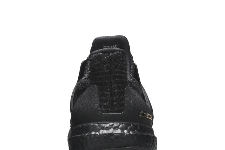 Кроссовки Adidas Wmns UltraBoost 4.0 'Triple Black Gold'