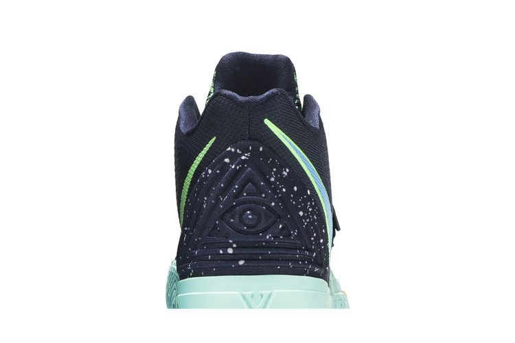 kyrie-5-ufo-ao2918-400_06