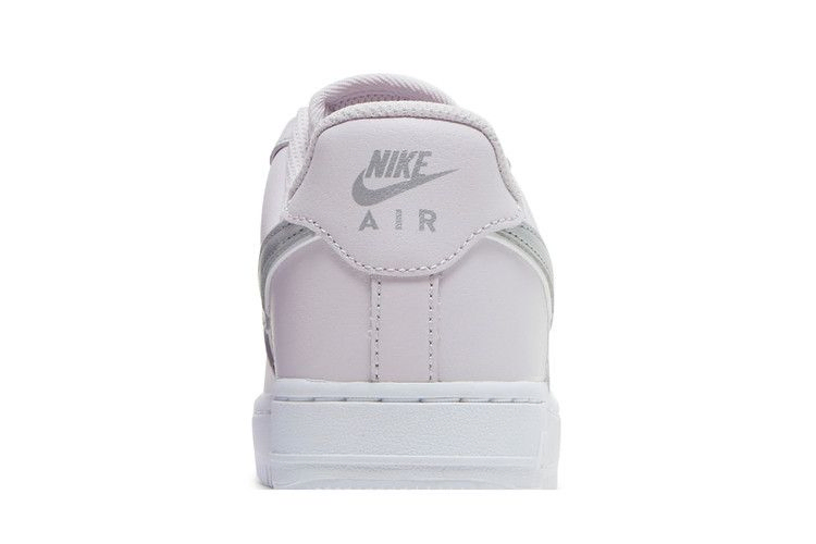 Кроссовки Nike Wmns Air Force 1 '07 Essential 'Venice Metallic Silver'