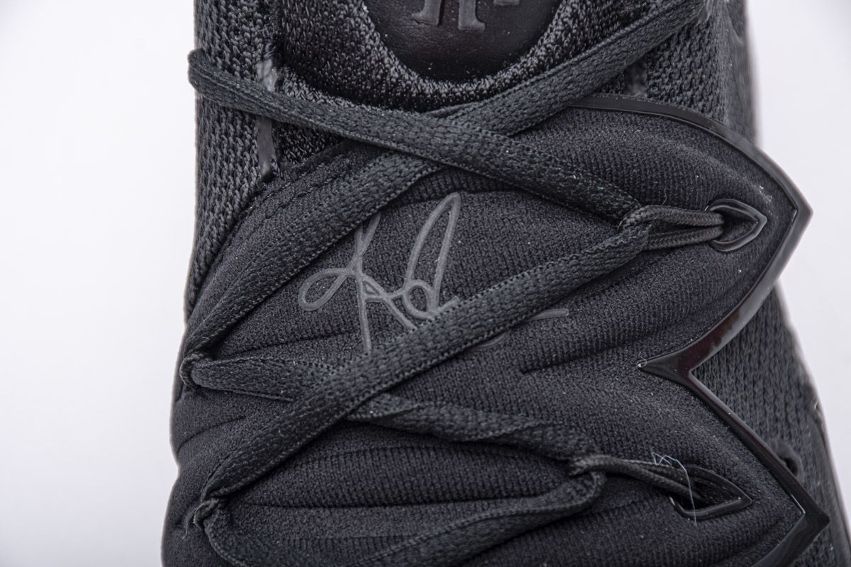 Kyrie-5-Black-Rainbow-Soles-8