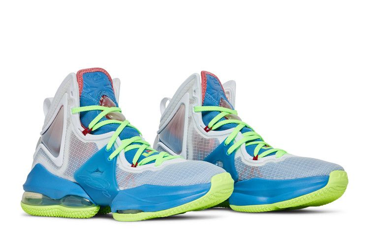 lebron-19-gs-tropical-dd0418-400_07