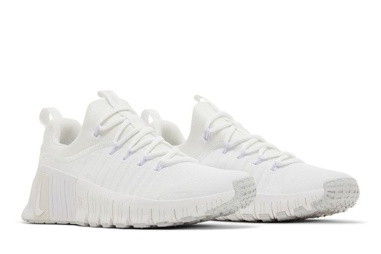 wmns-free-metcon-6-platinum-tint-fj7126-101_07