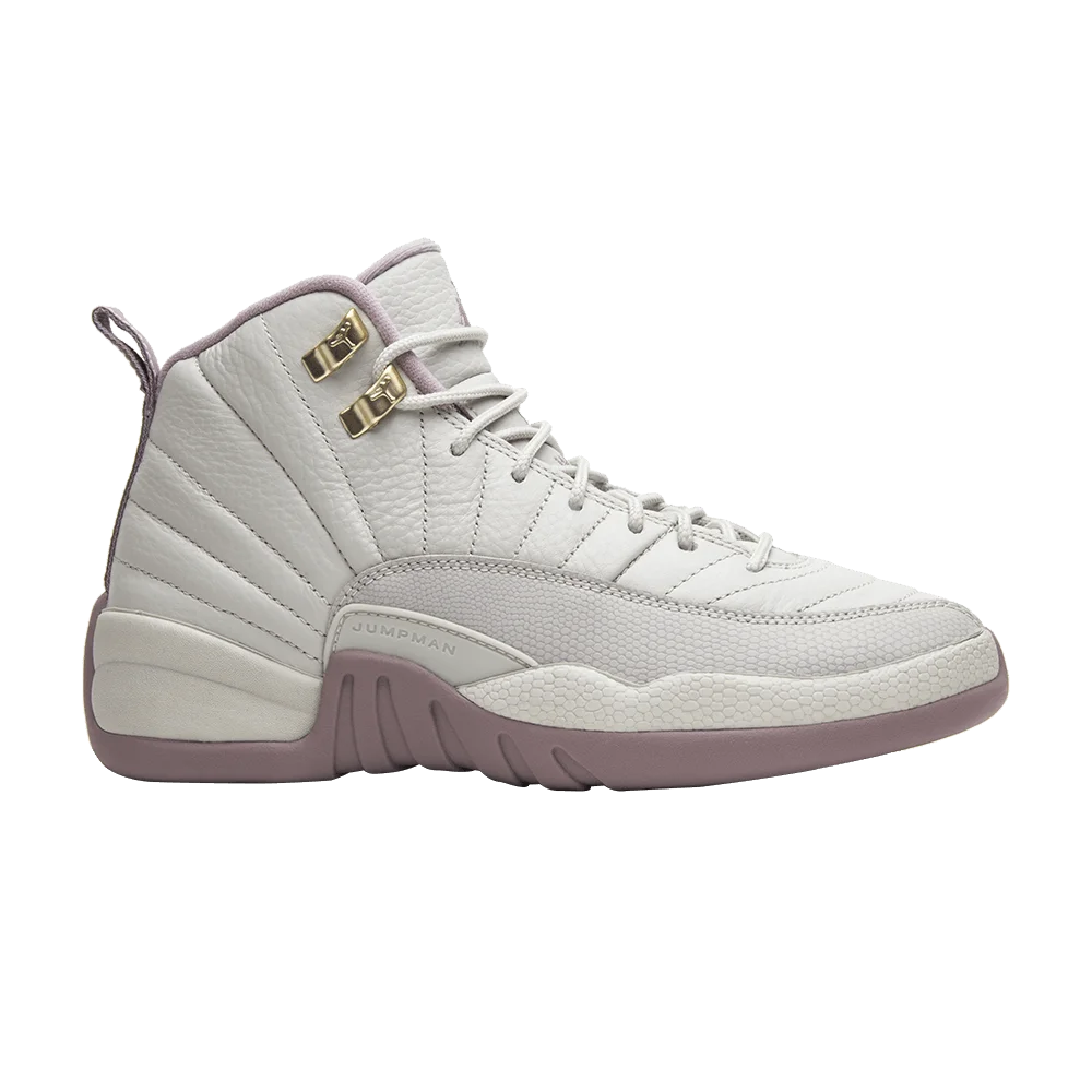 Krossovki-Air-Jordan-12-Retro-GG-Plum-Fog