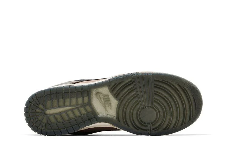 Кроссовки Nike Wmns Dunk Low 'Mink Brown'