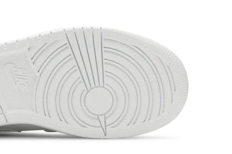 Krossovki-Air-Jordan-1-Retro-Mid-GS-White-4