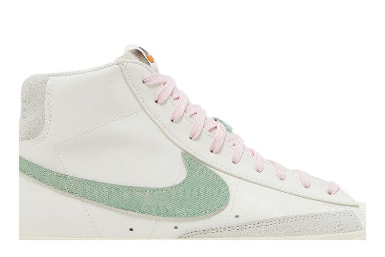 blazer-mid-77-premium-certified-fresh-sail-enamel-green-do9787-100_01