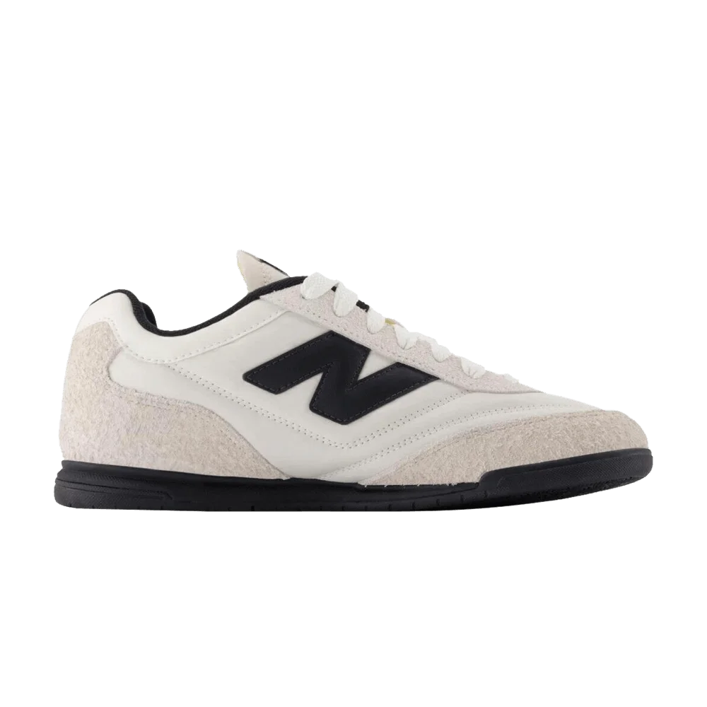 Krossovki-New-Balance-RC42-White-Black-niko-and-.-Exclusive