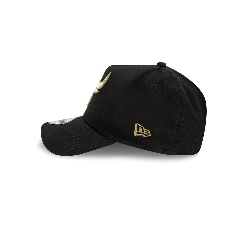 Бейсболка New Era Chicago Bulls 9FORTY Black Olive A-Frame NBA Snapback Hat