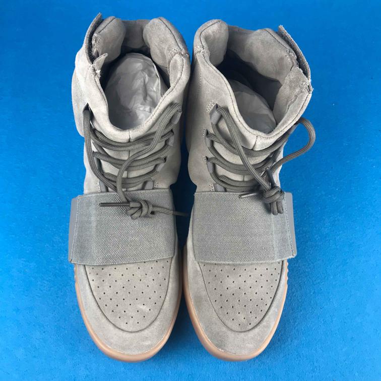 adidas-Yeezy-Boost-750-Light-Grey-Glow-In-the-Dark-7