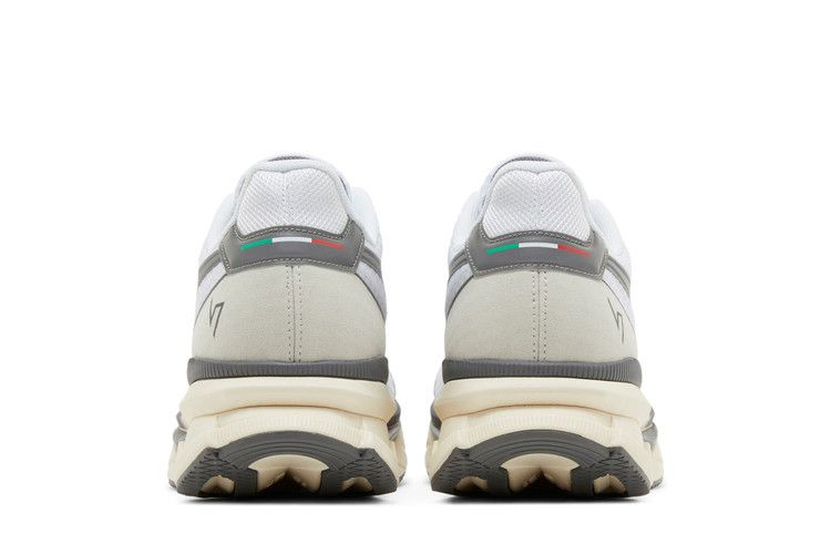 Кроссовки Diadora Atomo V7000 'White Silver'