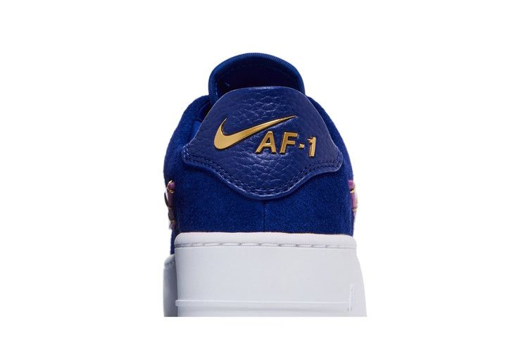 Кроссовки Nike Wmns Air Force 1 Sage Low LX 'Deep Royal Blue'