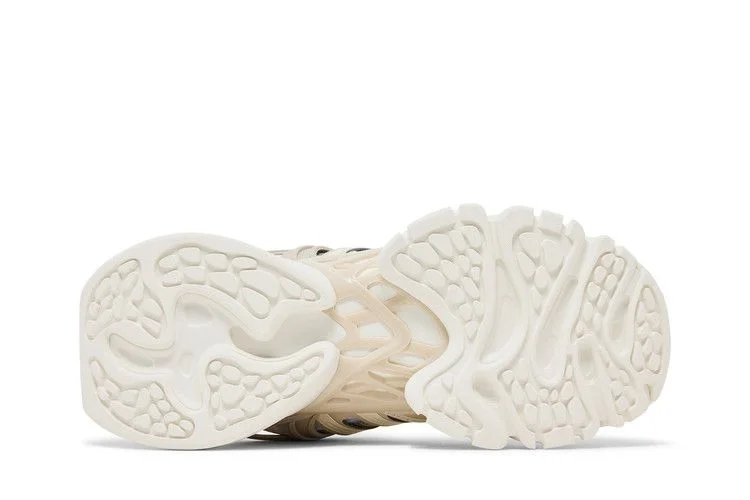 Krossovki-adidas-XLG-Runner-Deluxe-Beige-White-3