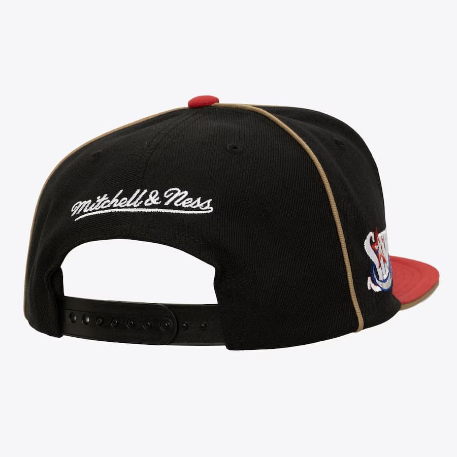 Бейсболка Mitchell & Ness Black Philadelphia 76ers Pipe Snapback Hat