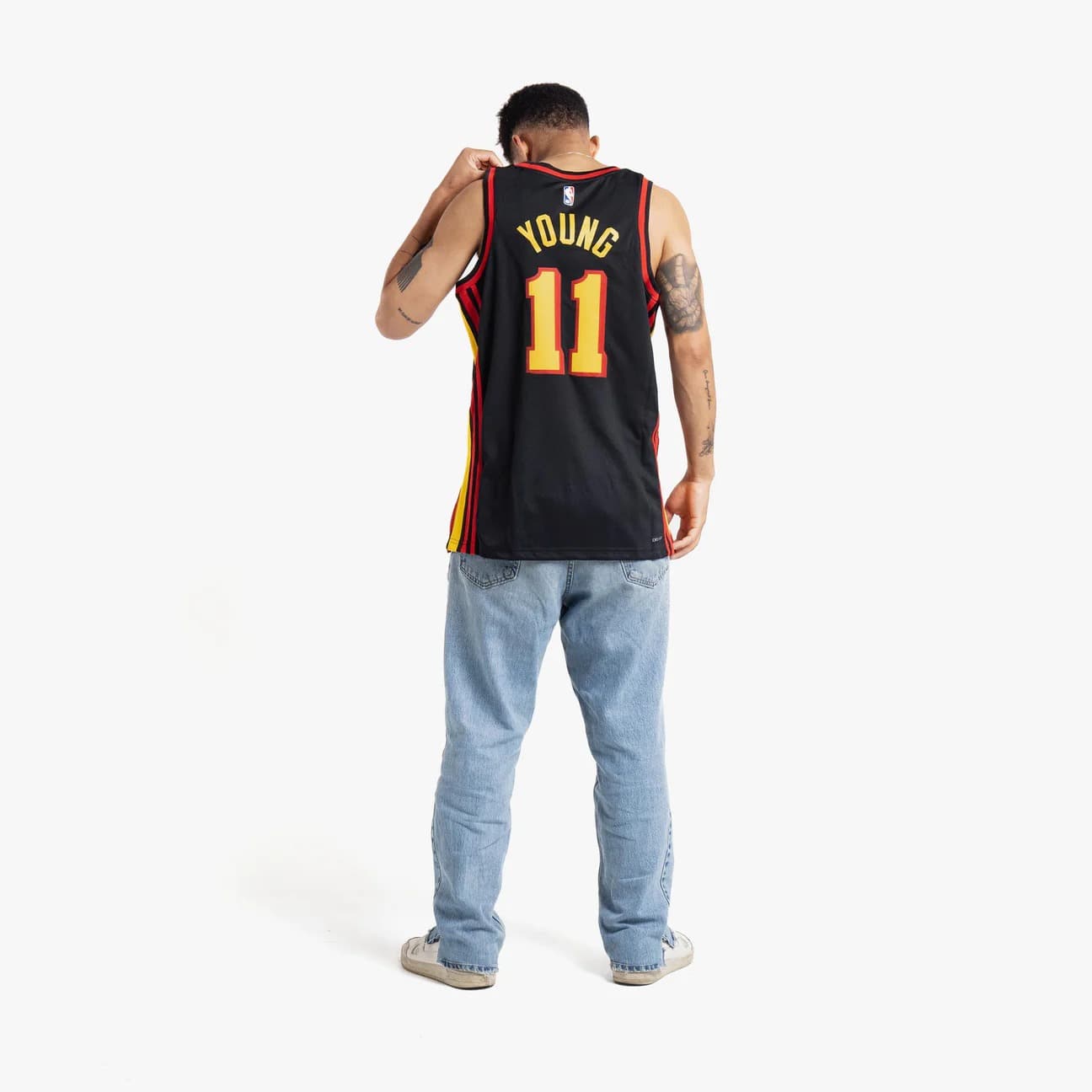 2023-24-Atlanta-Hawks-Trae-Young-11-Swingman-Association-Edition-Black-Jersey-4