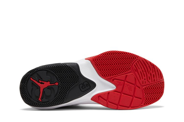 jordan-max-aura-3-bred-cz4167-006_03
