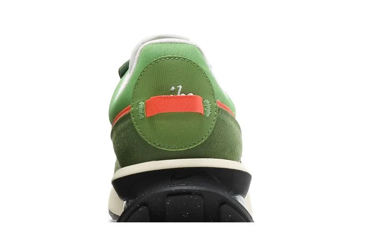 Кроссовки Nike Air Max Pre-Day LX 'Chlorophyll'