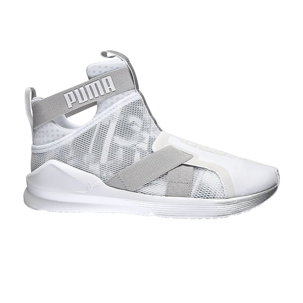 Krossovki-Puma-Wmns-Fierce-Strap-Swan