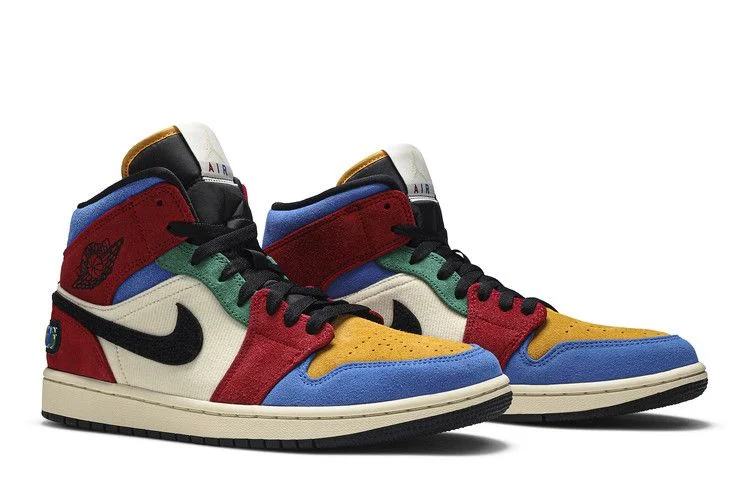 Krossovki-Blue-The-Great-x-Air-Jordan-1-Mid-Fearless-7