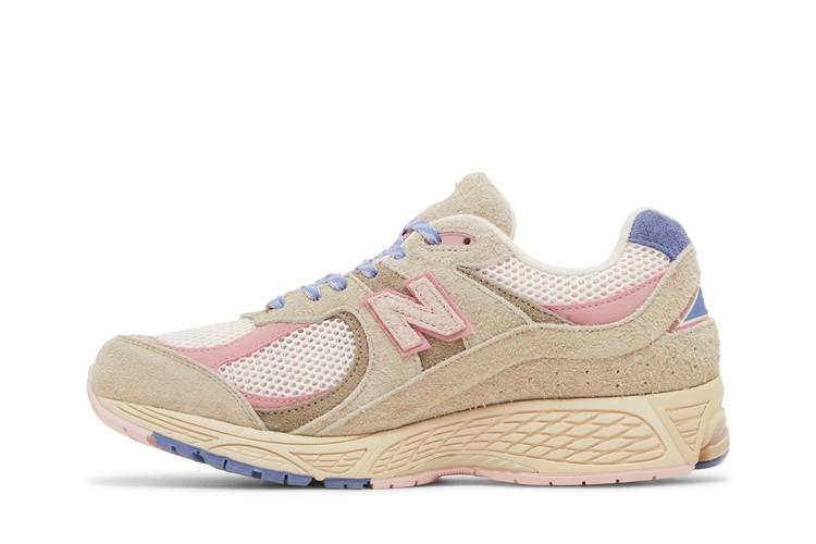 Кроссовки Hype DC x New Balance 2002R 'Native Dynamics'