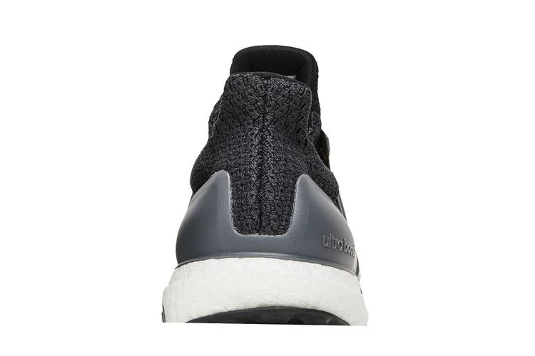 Кроссовки NASA x adidas UltraBoost DNA 'Black Carbon'