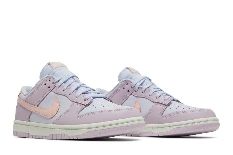 Krossovki-Nike-Wmns-Dunk-Low-Easter-7