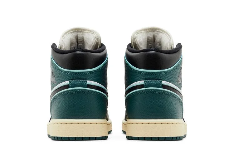 Кроссовки Wmns Air Jordan 1 Mid 'Oxidized Green'