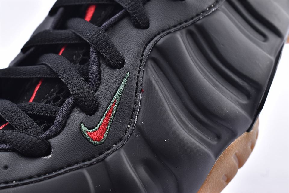 Nike-Air-Foamposite-Pro-Gucci-10