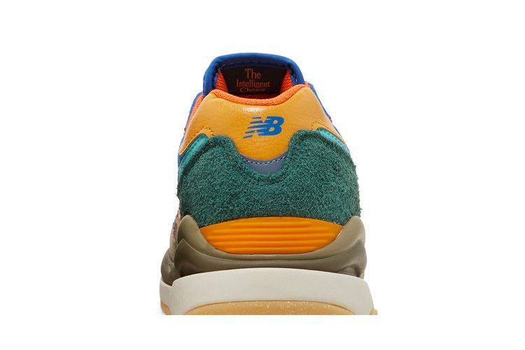 Кроссовки New Balance 57/40 'Cobalt Marigold Dark Camo'