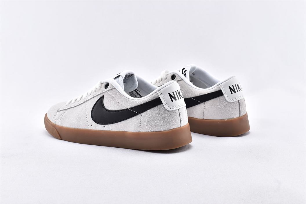 Nike-SB-Blazer-Low-GT-Ivory-Black-Gum-9
