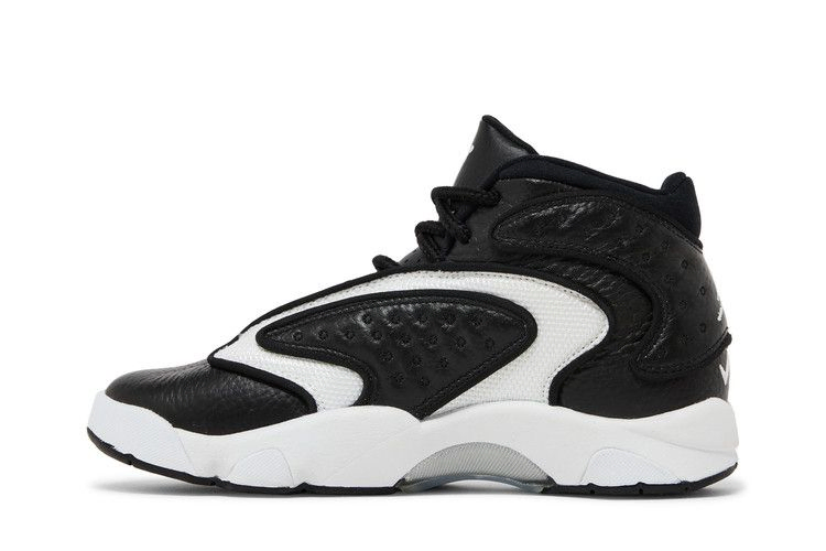 wmns-air-jordan-og-black-toe-133000-001_02
