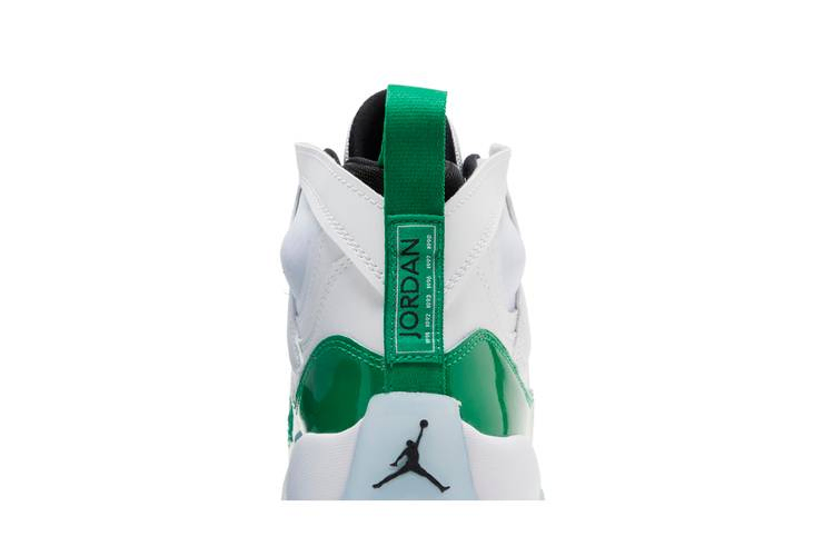 jumpman-two-trey-gs-white-lucky-green-dq8431-130_06