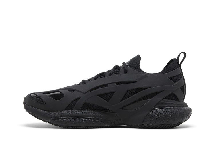 stella-mccartney-x-solarglide-triple-black-hq5962_02