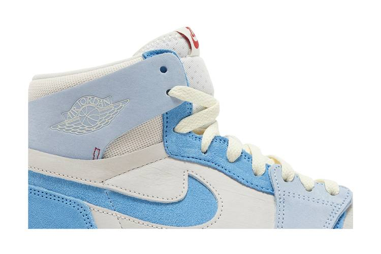Кроссовки Wmns Air Jordan 1 High Zoom Comfort 2 'University Blue'
