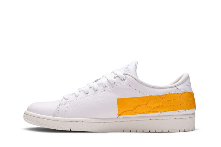 Кроссовки Air Jordan 1 Centre Court 'University Gold'