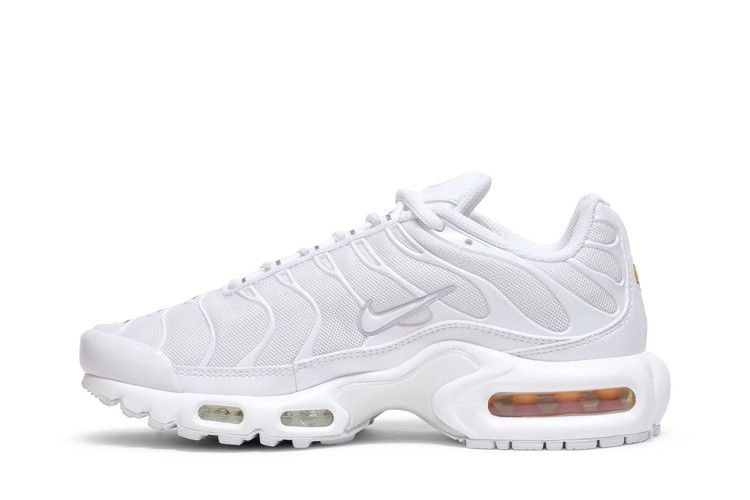 Кроссовки Nike Wmns Air Max Plus 'Triple White'