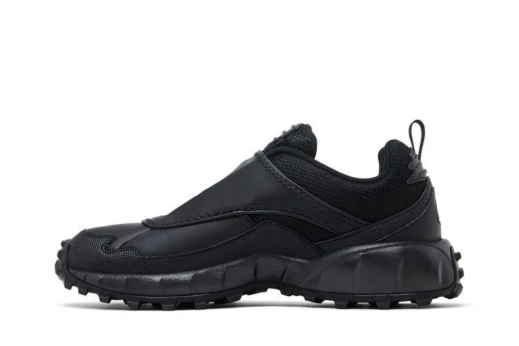 Krossovki-Nike-Air-Phassad-ACG-Triple-Black-2025-2