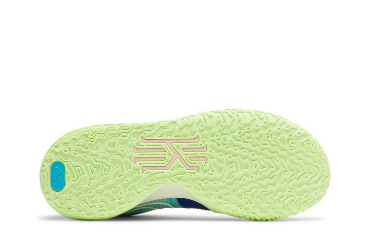 kyrie-low-4-ep-keep-sue-fresh-racer-blue-cz0105-401_03