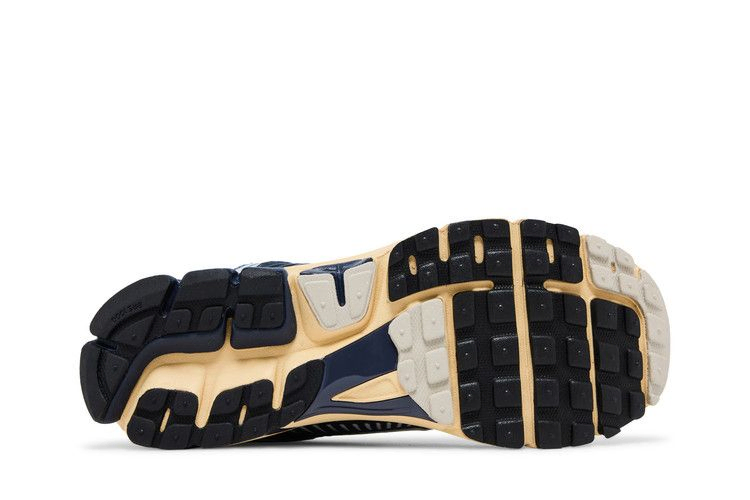 Кроссовки Nike Air Zoom Vomero 5 'Since 72'
