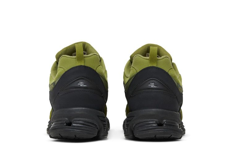 Кроссовки The Basement x New Balance 2002R 'Moss Green'