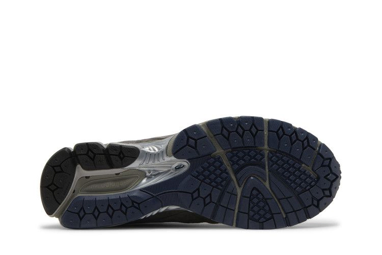 Кроссовки New Balance 2002R GORE-TEX 'Castlerock Natural Indigo'