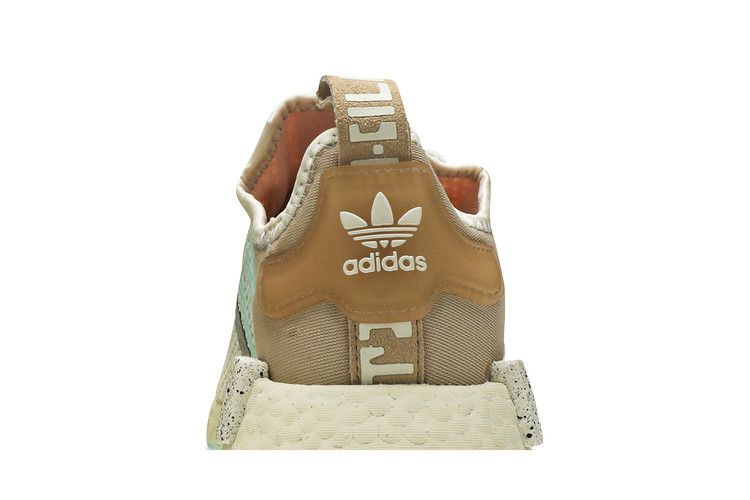 star-wars-x-wmns-nmd_r1-the-child-find-your-way-gz2758_06