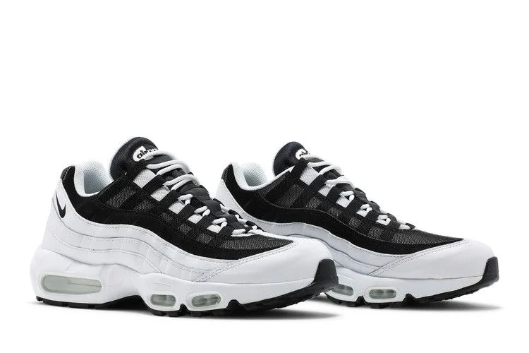 Krossovki-Nike-Air-Max-95-Ying-Yang-Pack-White-7