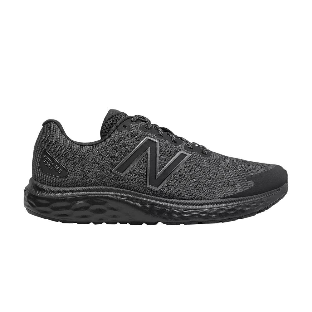 Krossovki-New-Balance-Fresh-Foam-680v7-Black-Thunder